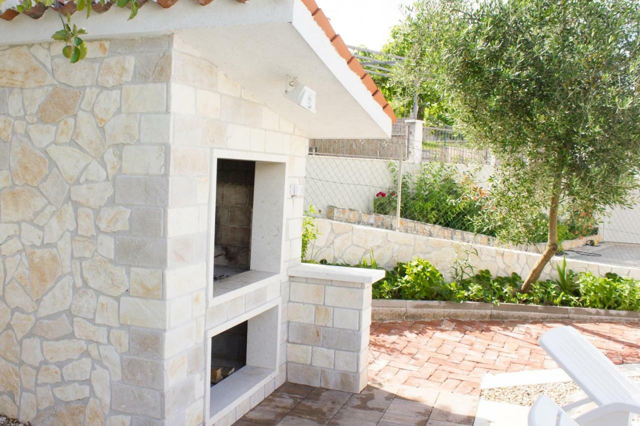 Villa Fig Zmijavci Exteriör bild