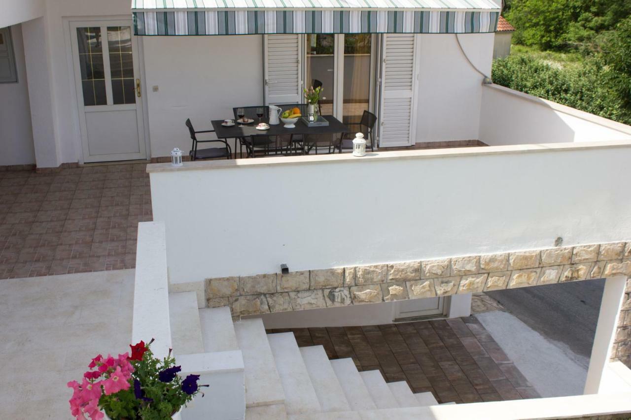 Villa Fig Zmijavci Exteriör bild